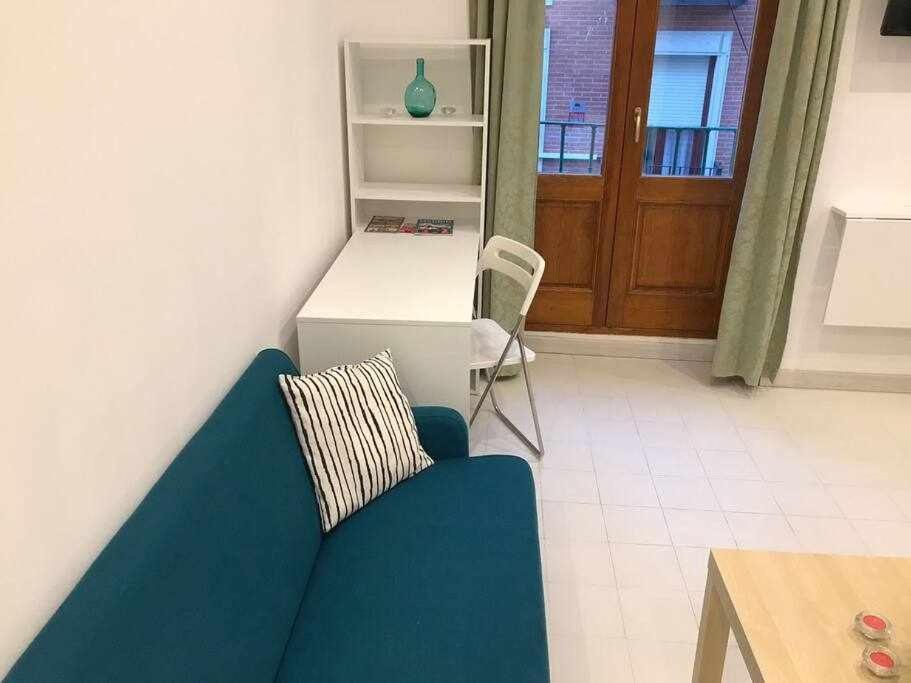 Un Genial Estudio En El Barrio Las Cortes Madrid Dış mekan fotoğraf