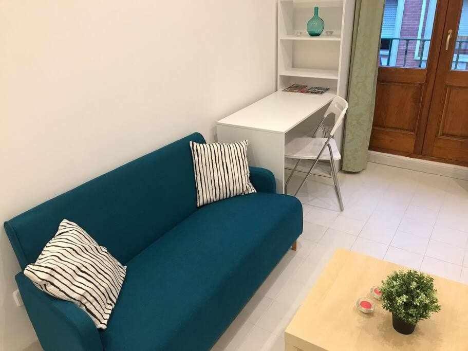 Un Genial Estudio En El Barrio Las Cortes Madrid Dış mekan fotoğraf