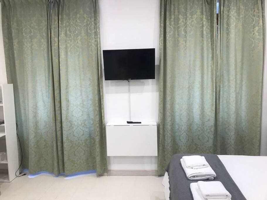 Un Genial Estudio En El Barrio Las Cortes Madrid Dış mekan fotoğraf